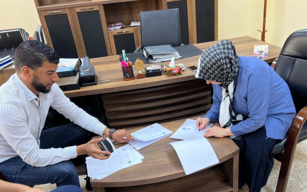 توقيع مذكرة تعاون بين كلية الصيدلة والمؤسسة الأهلية للأعمال الخيرية
