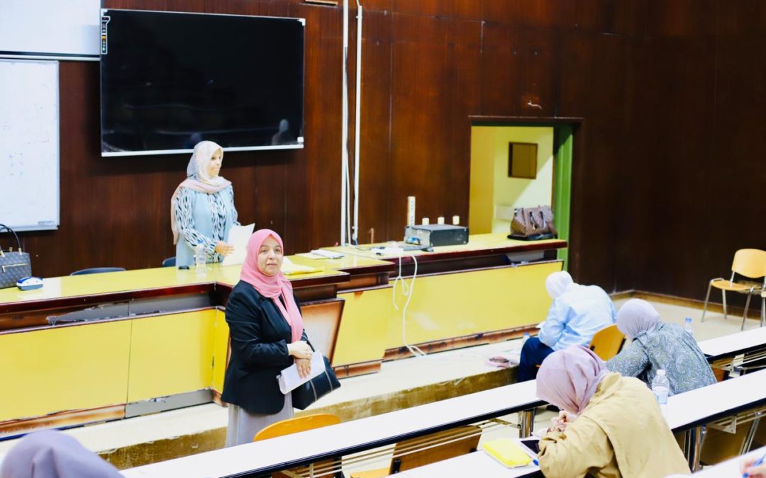 انطلاق الامتحانات النهائية لطلبة الماجستير في كلية الصيدلة