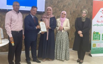 الدكتورة انتصار بوشيحة تشارك في ندوة توعوية حول مخاطر التداخلات الدوائية