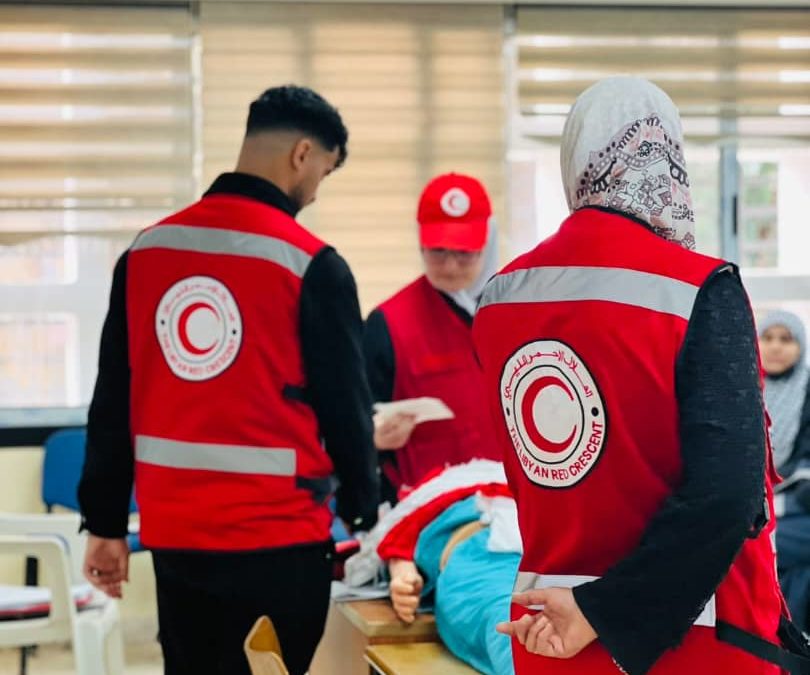 كلية الصيدلة تنفّذ دورة تدريبية متخصصة في الإسعافات الأولية وطب الطوارئ