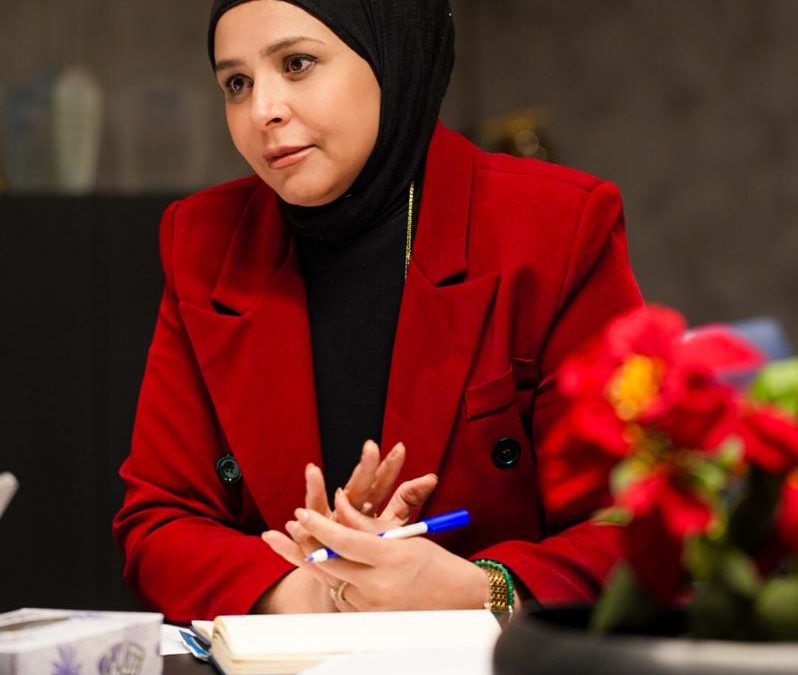 وكيل الجامعة للشؤون العلمية يعقد اجتماعا هامًا مع عميد كلية الصيدلة